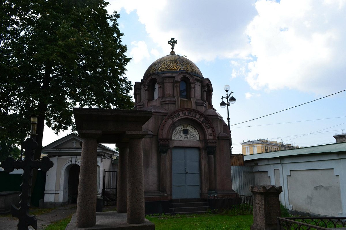 Lazarus Cemetery, St. Petersburg