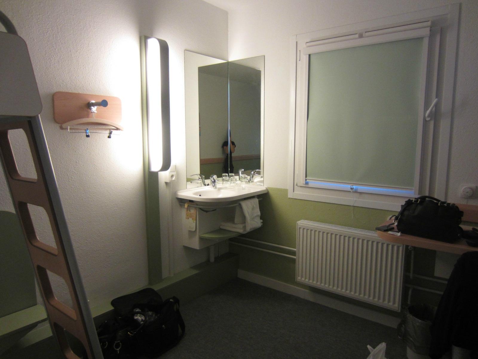 B&B HOTEL ROSTOCK-BRODERSTORF (Alemania): Opiniones Y Precios