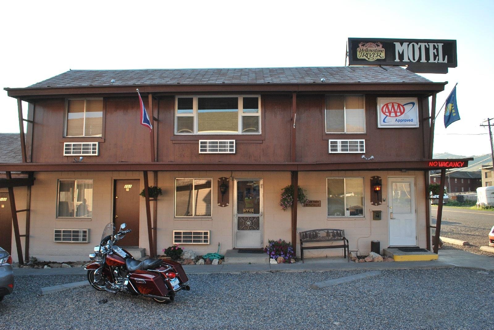 Yellowstone River Motel by null