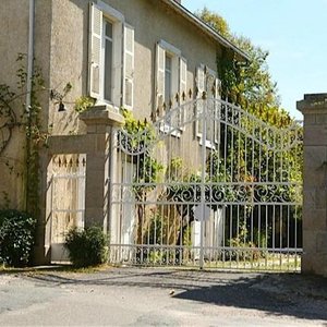 Entrée du Domaine de la Dame de Laurière