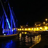 Il porto di sera
