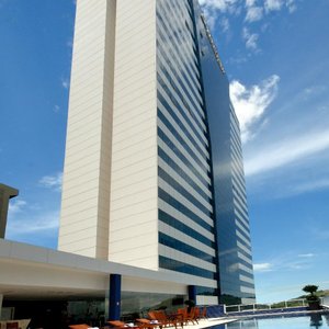 Golden Tulip Porto Vitótia