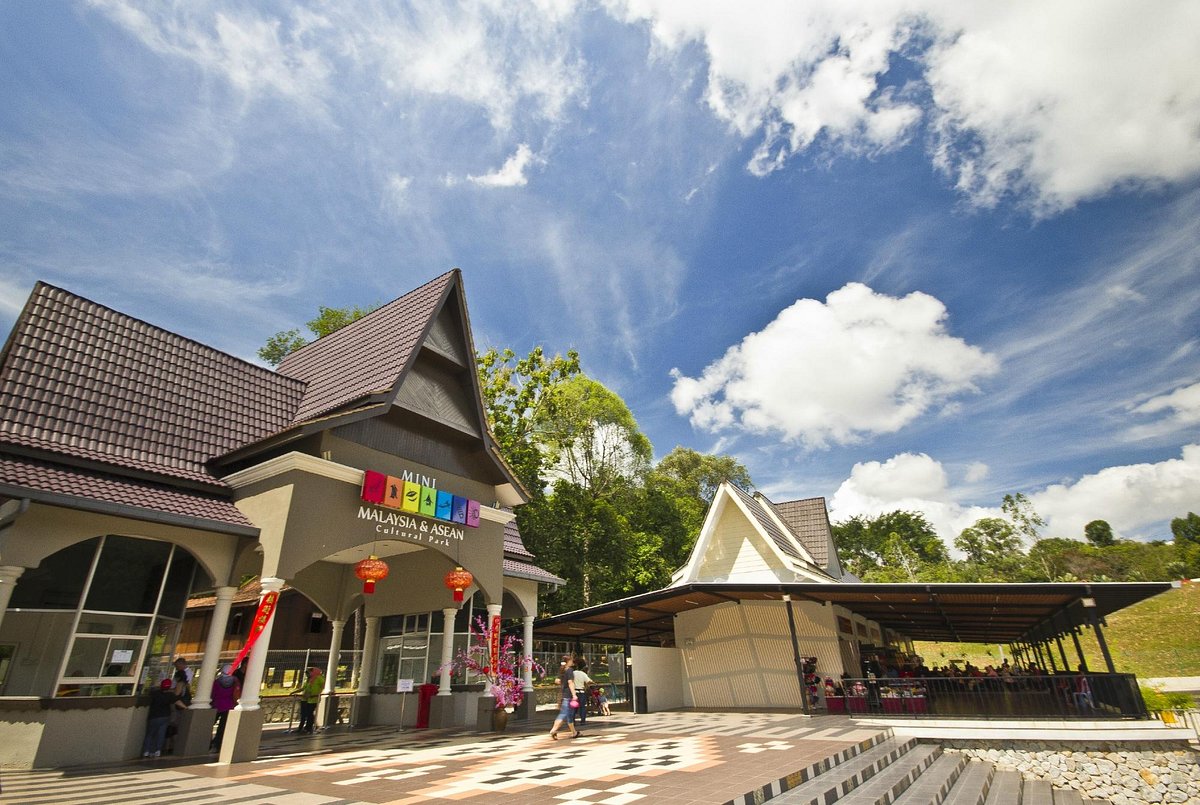 Mini Malaysia & ASEAN Cultural Park Melaka - All You Need to Know BEFORE  You Go