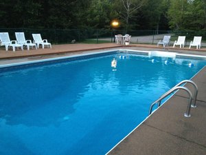Pool & Beach