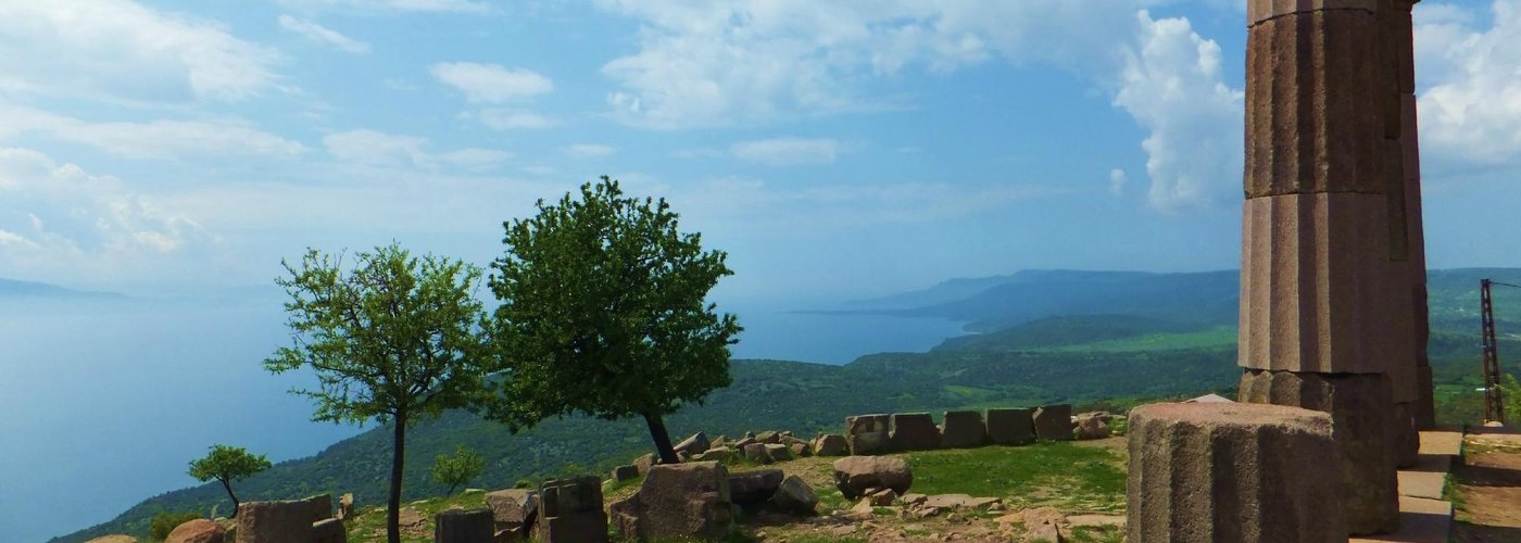 From the Acropolis' footings the sight is breathtaking.