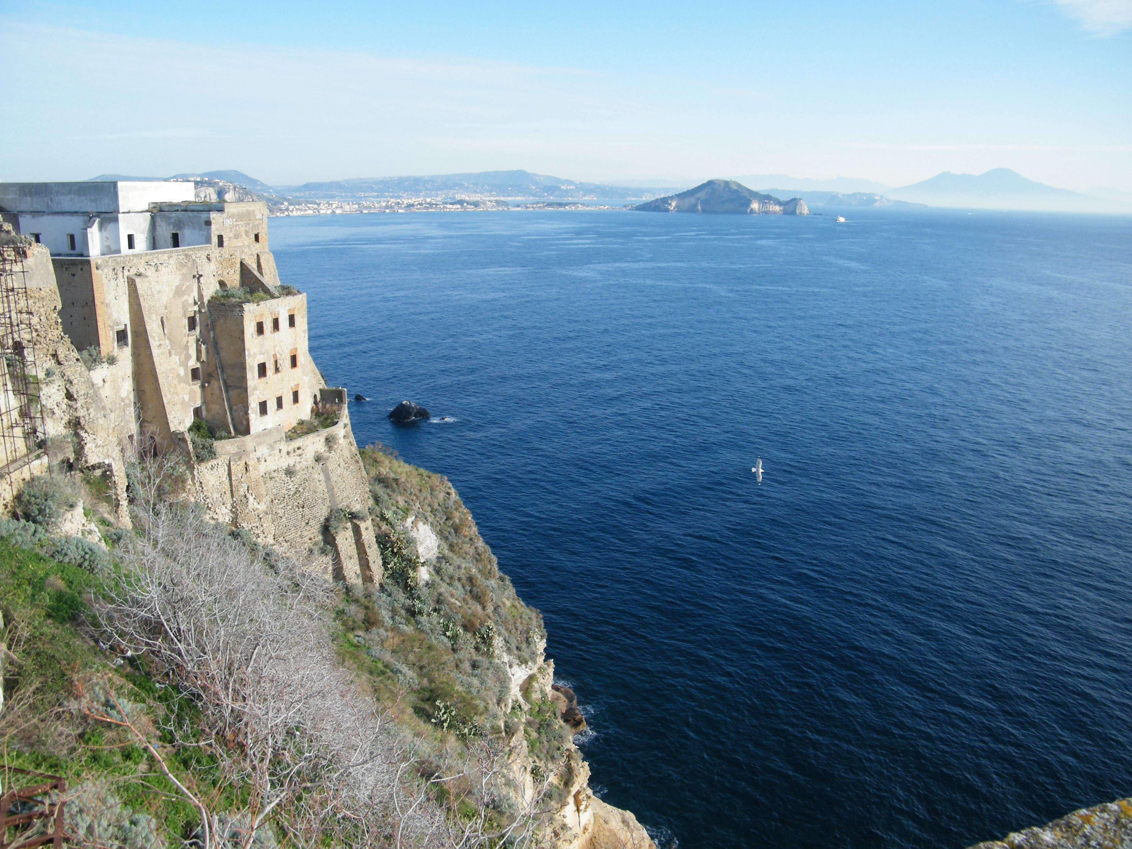 Abbazia San Michele Arcangelo (Procida) - Tripadvisor