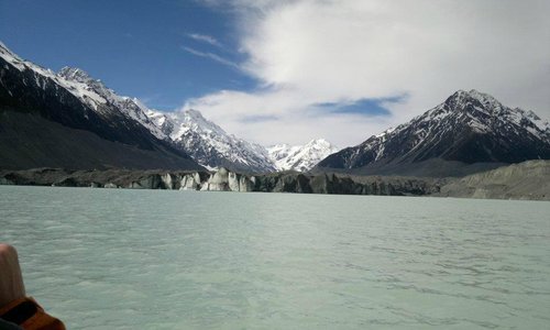 Tasman Glacier from Tasman Glacier Lake