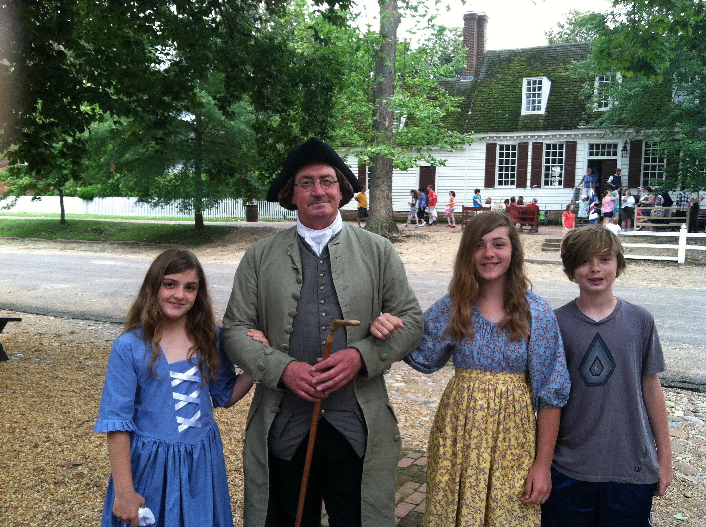 colonial tours excursion