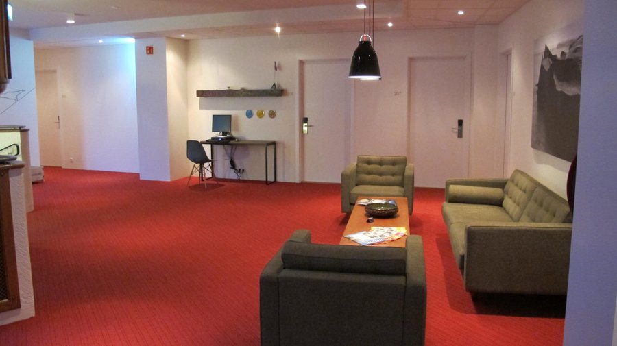 Sitting/internet area