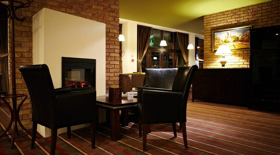 Hotel Bristol reception area