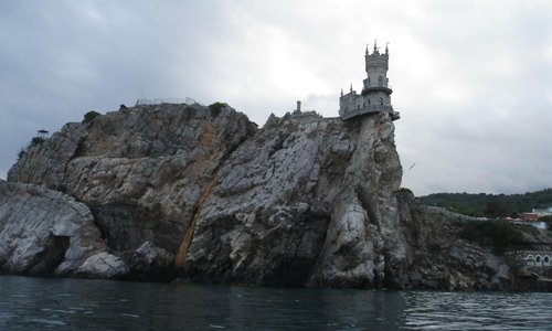 ласточкино гнездо