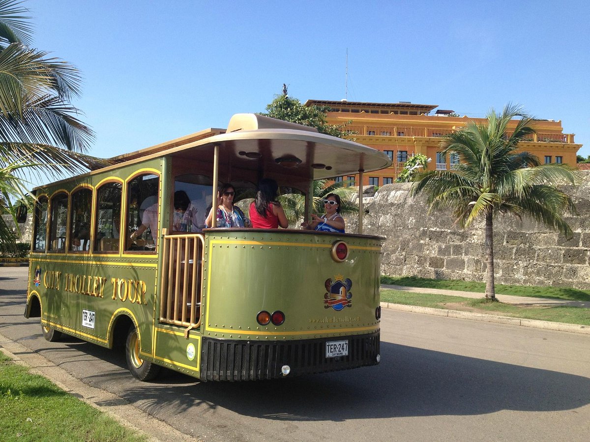 city trolley tour cartagena