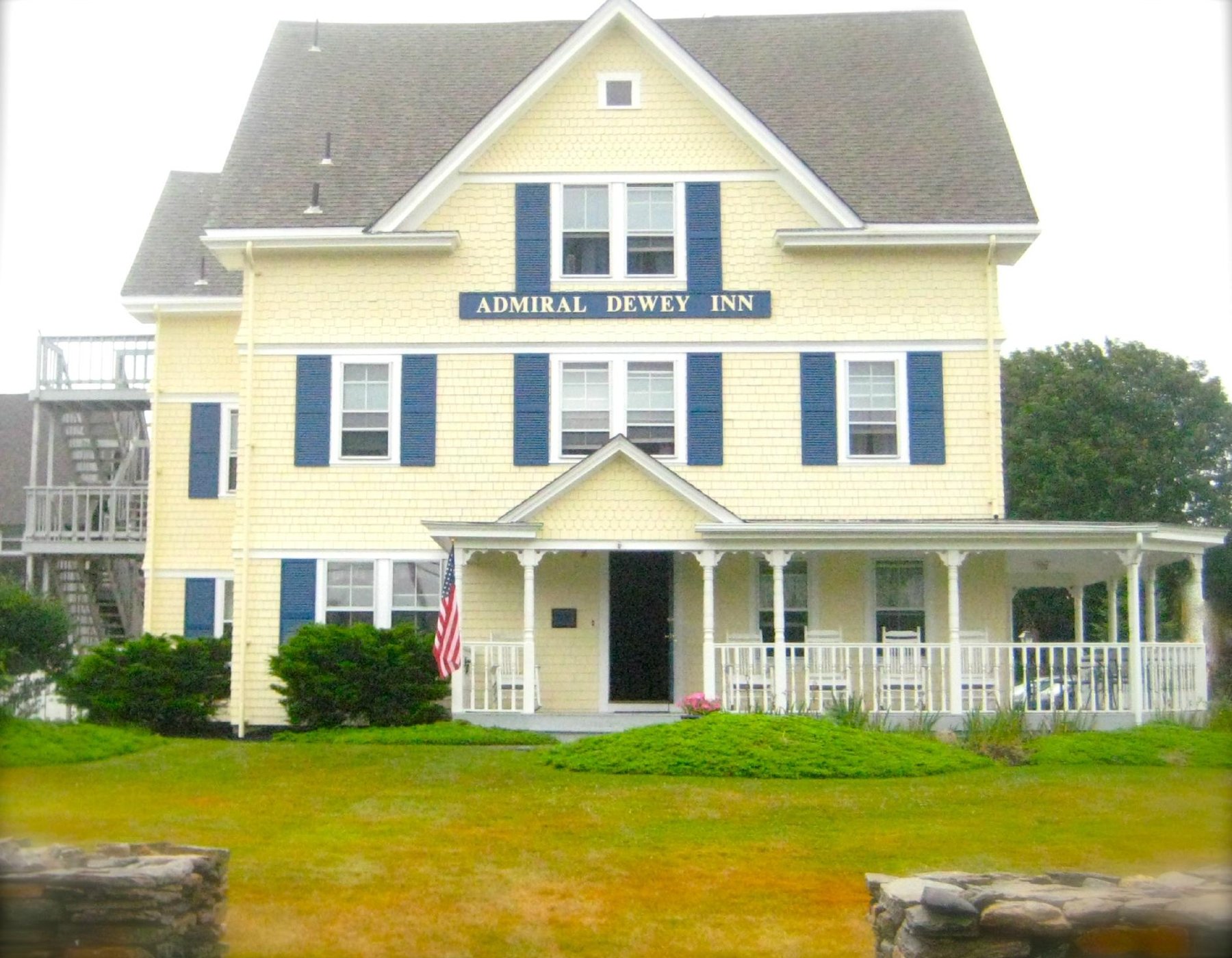 Admiral Dewey Inn by null