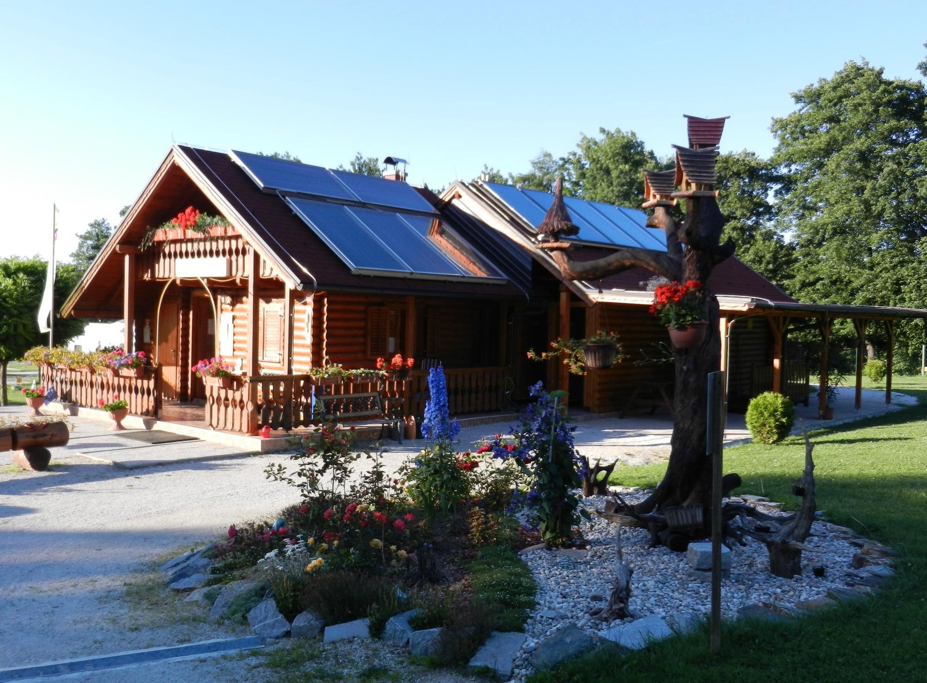 Avtokamp Kekec, Bernard Kekec s.p. by null
