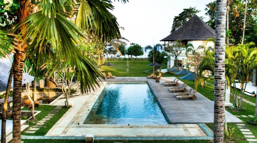 The compound of Villa Cinta