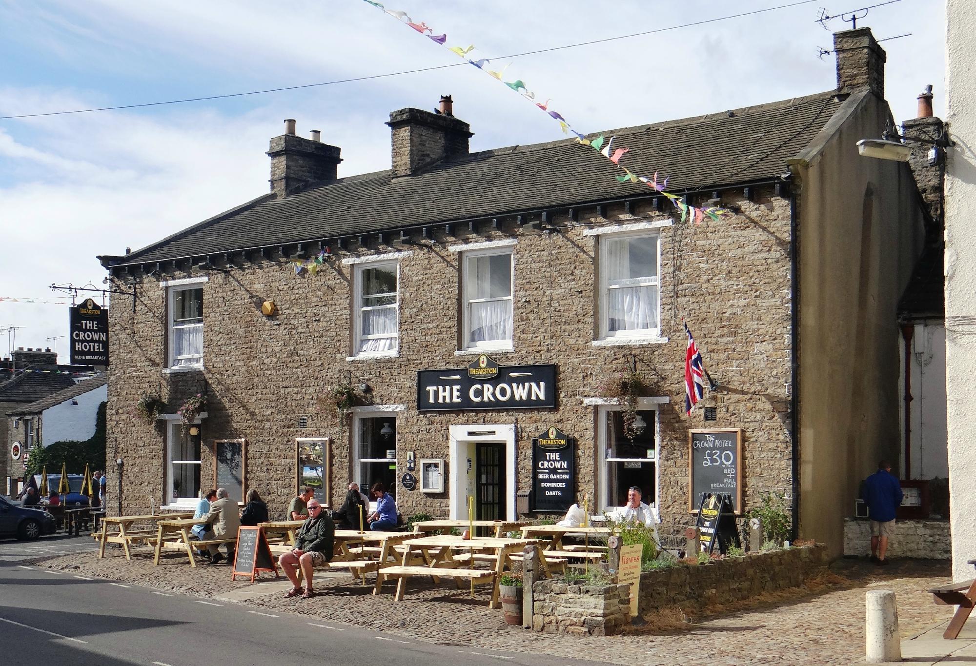 THE CROWN INN - Updated 2022 Prices & Hotel Reviews (Hawes, Yorkshire)