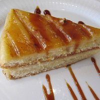 Pastel de yema quemada