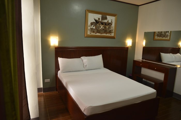 HOTEL CARMEN AT NVC - Reviews (Kalibo, Philippines)