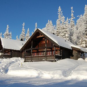 Huts winter