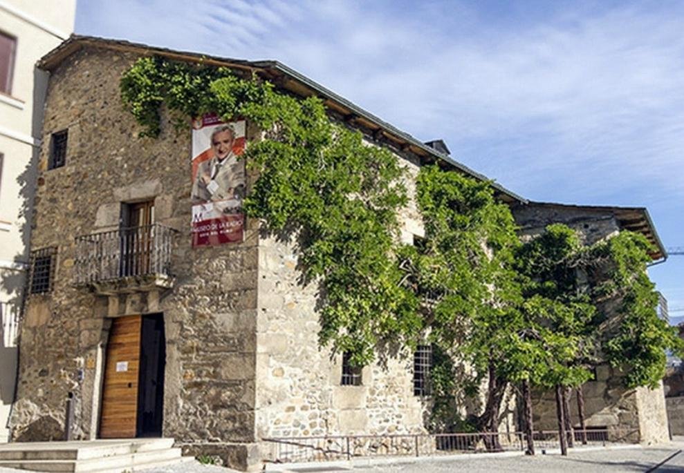 Museo de la Radio (Ponferrada) - All You Need to Know BEFORE You Go