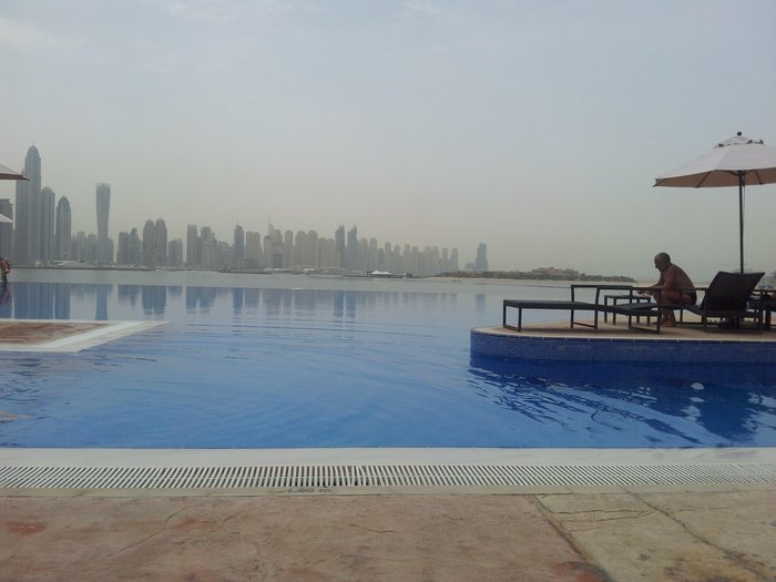 Oceana Residences Pool: Pictures & Reviews - Tripadvisor