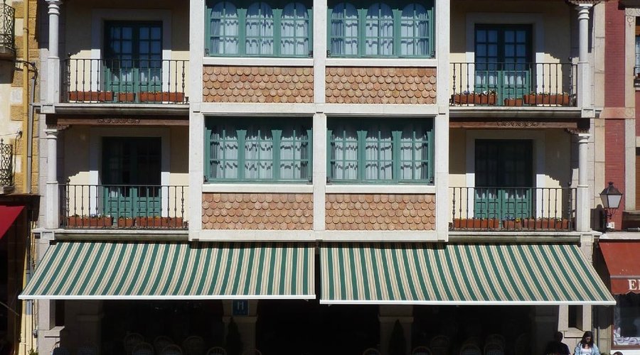 FACHADA