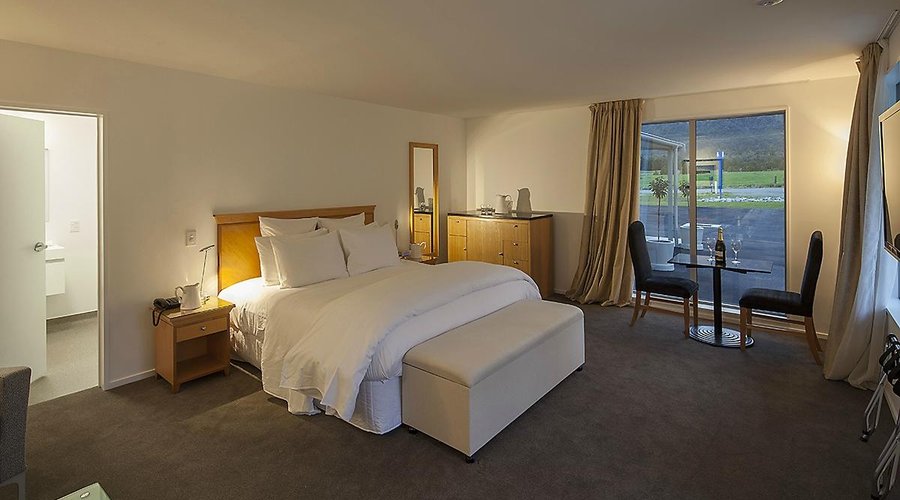 Premium Suite