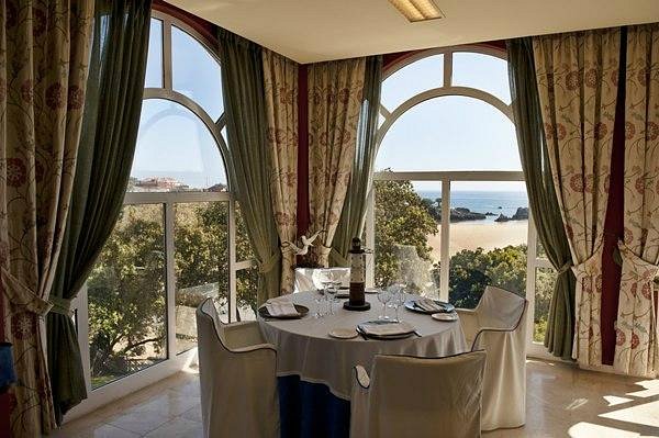 HOTEL OLIMPO - Updated 2022 Prices & Reviews (Isla, Spain)