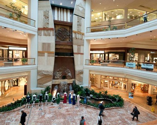 The Mall at Chestnut Hill is one of the best places to shop in Boston