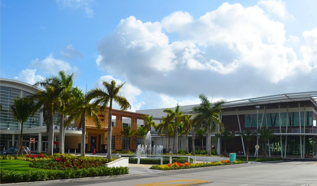 Em Miami, Aventura Mall ganha a maior Apple Store do Sul da Flórida