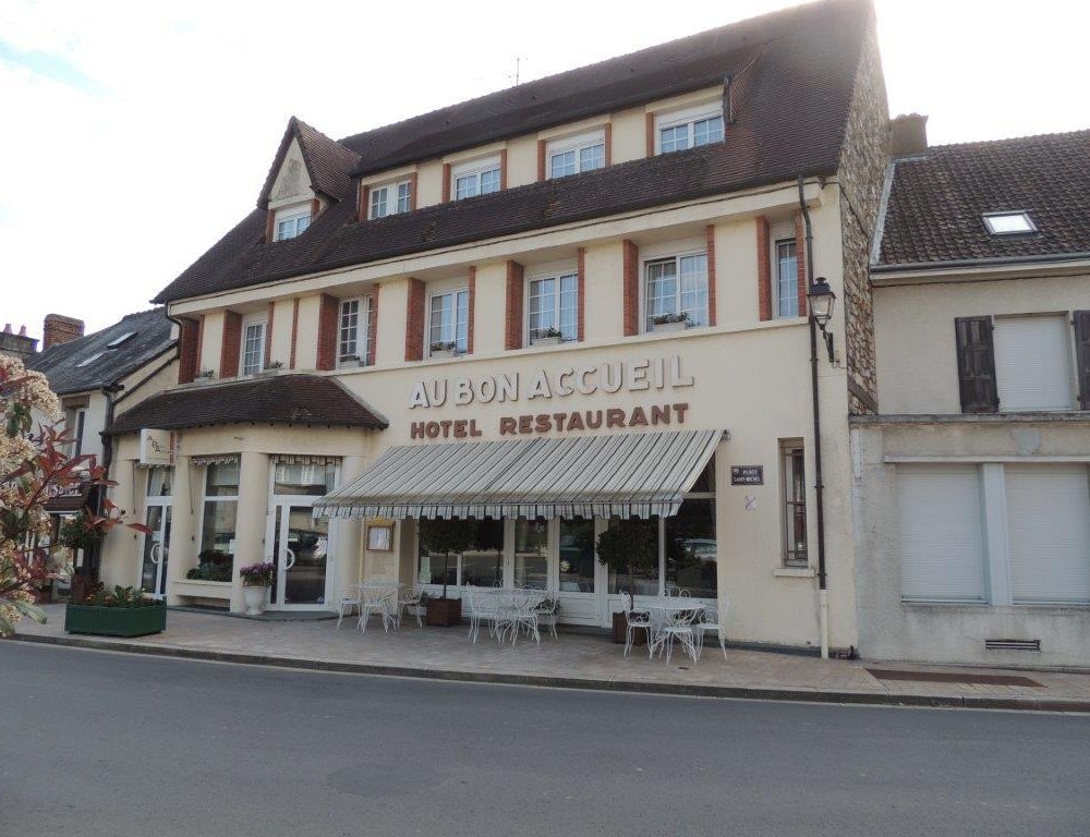 Au Bon Accueil by null