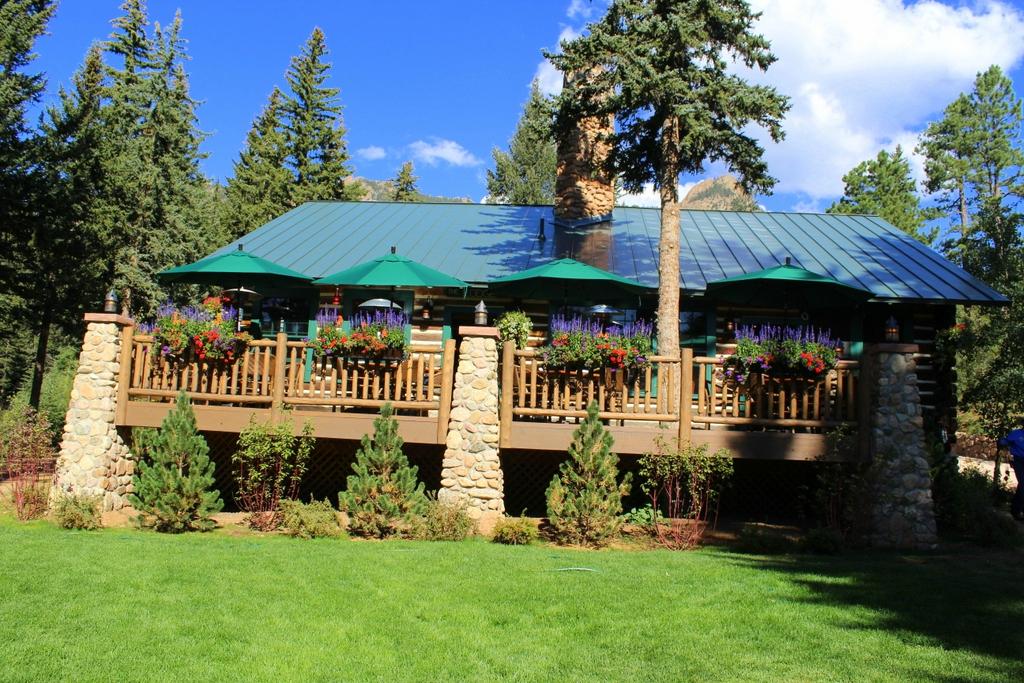 THE BROADMOOR RANCH AT EMERALD VALLEY Prices Reviews Colorado   The Broadmoor S Ranch 