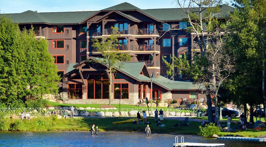 Exterior with Lake