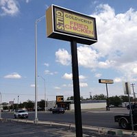Street sign - Gill's