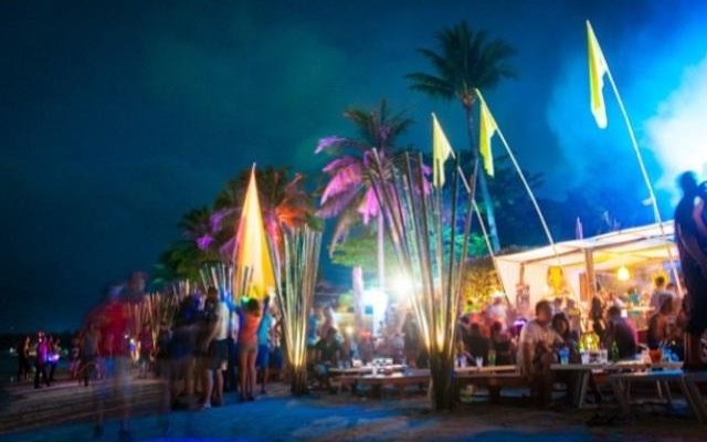 Postcard from Cha Cha Moon on Chaweng Beach