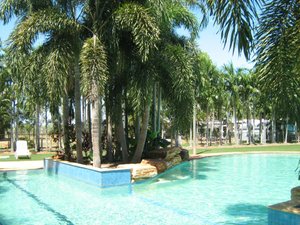 Pool & Beach