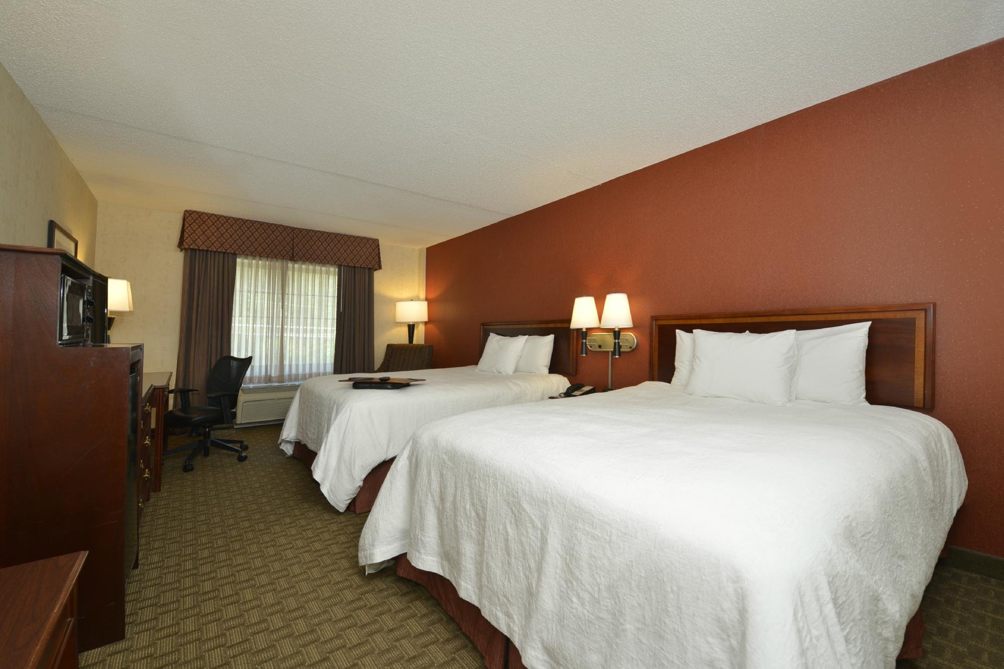 HAMPTON INN EAST AURORA 84 1 0 8 Updated 2021 Prices Hotel   Hampton Inn East Aurora 