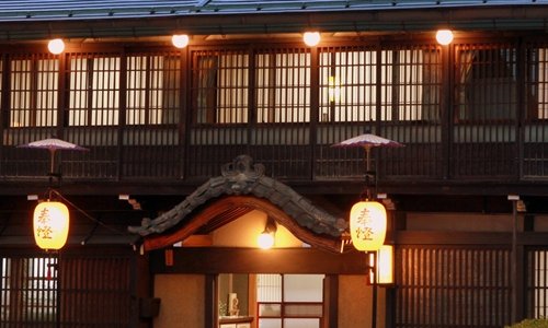 Kaminaka-Ryokan is typical building of red-light district in the old days.