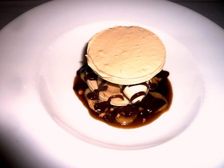 https://dynamic-media-cdn.tripadvisor.com/media/photo-o/04/8c/a8/93/toffee-icecream-sandwich.jpg?w=600&h=-1&s=1