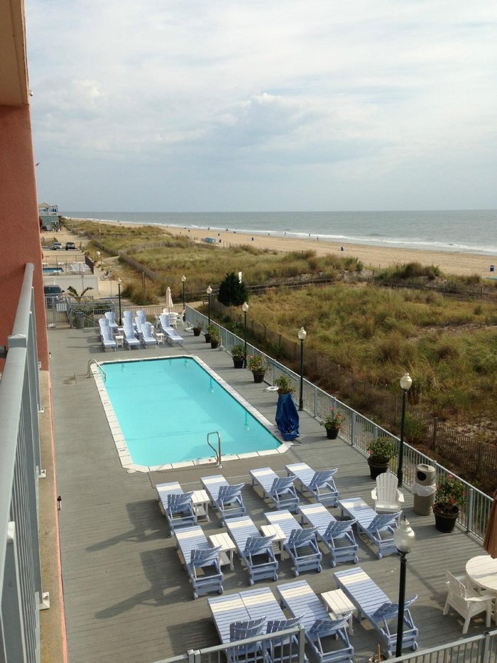 EconoLodge Oceanfront Ocean City Rooms: Pictures & Reviews - Tripadvisor