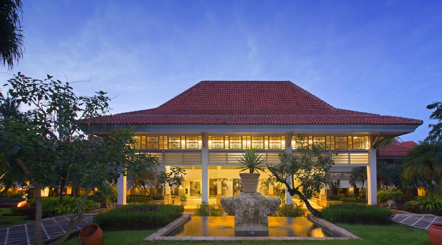 Lobby Exterior