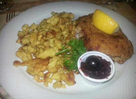 cordon bleu de sanglier aux chanterelles (temporairement à la carte)