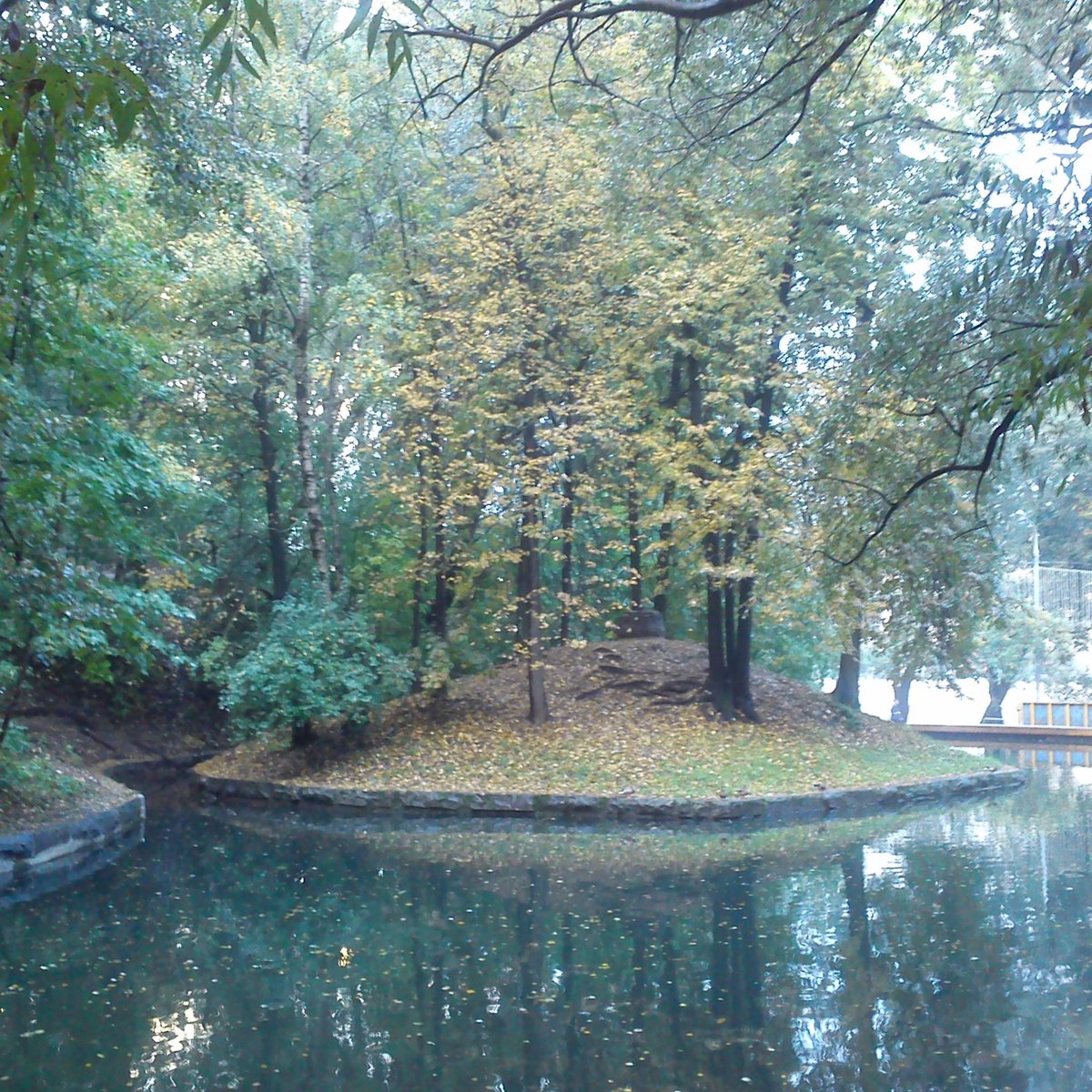 Нескучный сад в москве фото весной