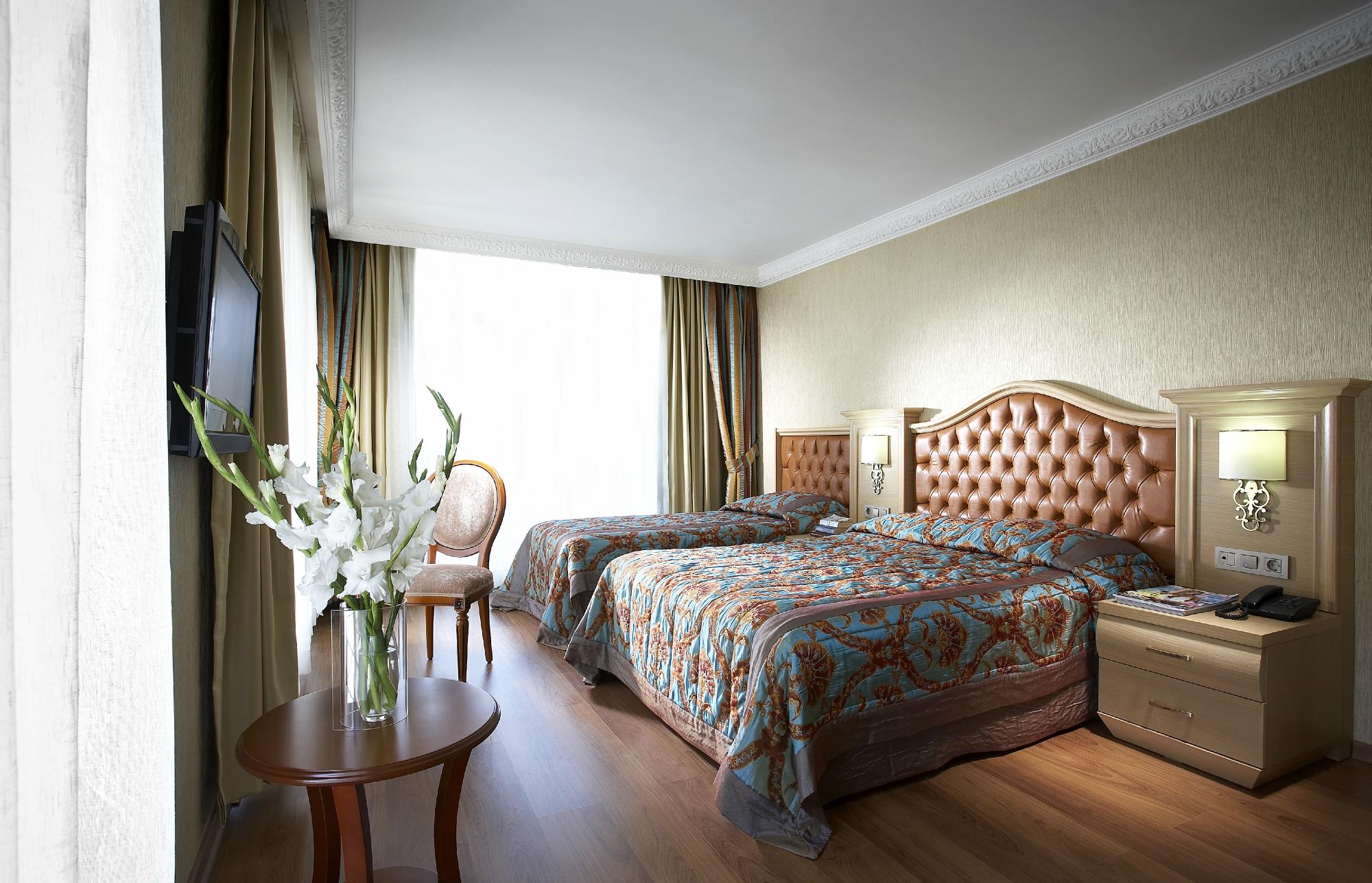 Hotel photo 4 of Emre Beach.