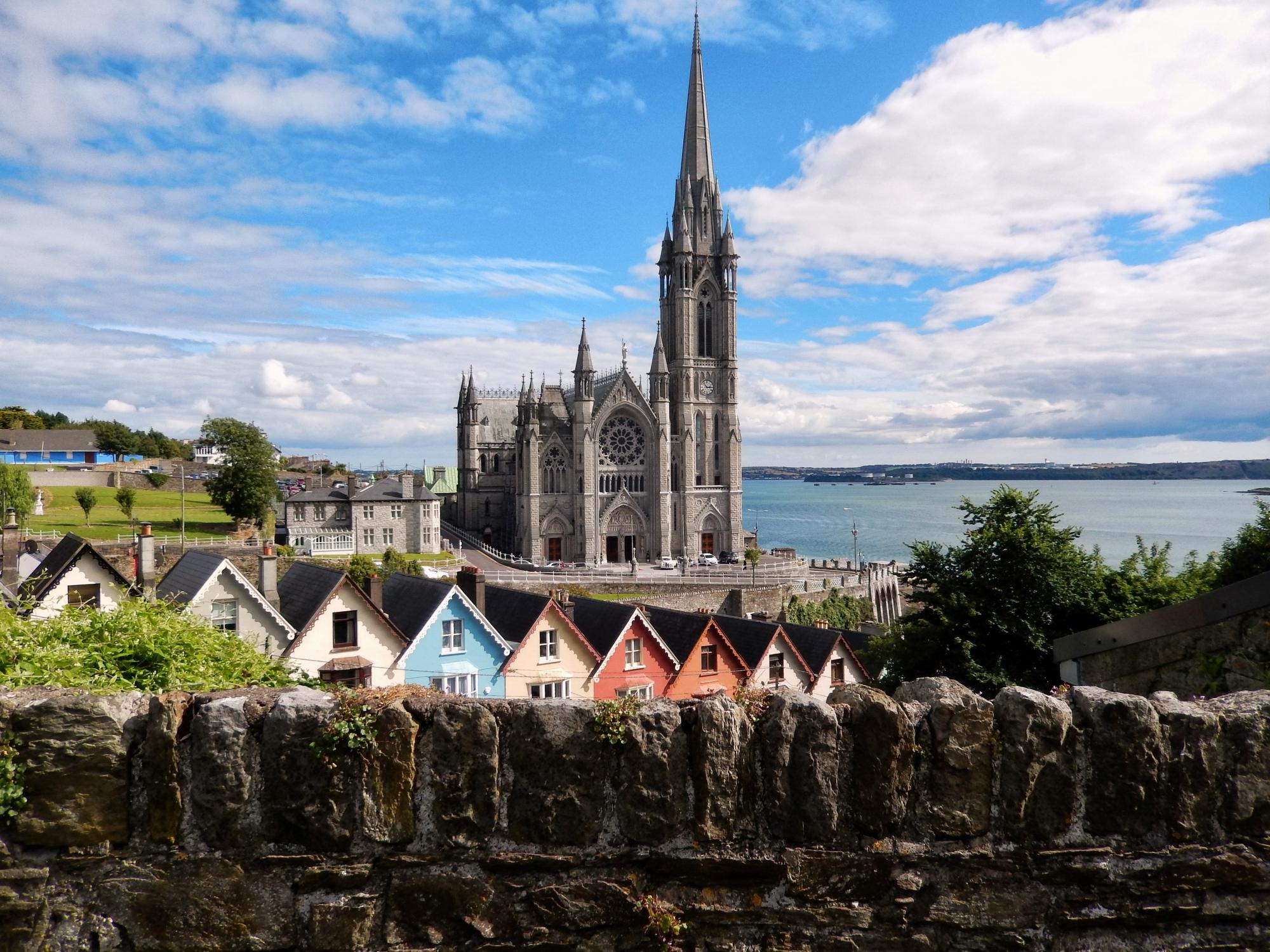 HIGHLAND B & B - B&B Reviews (Cobh, Ireland)