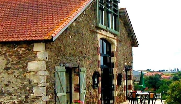 La Morliere restaurant , Sigournais