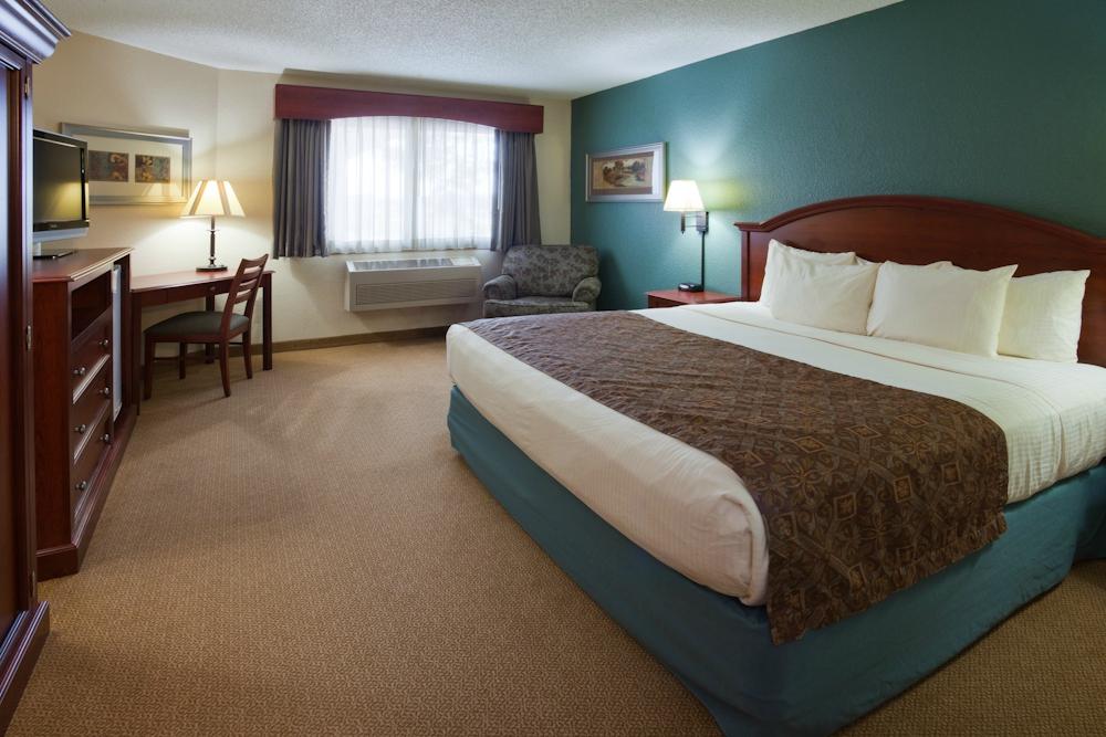 AMERICINN BY WYNDHAM CHIPPEWA FALLS 91 1 0 6 Updated 2024