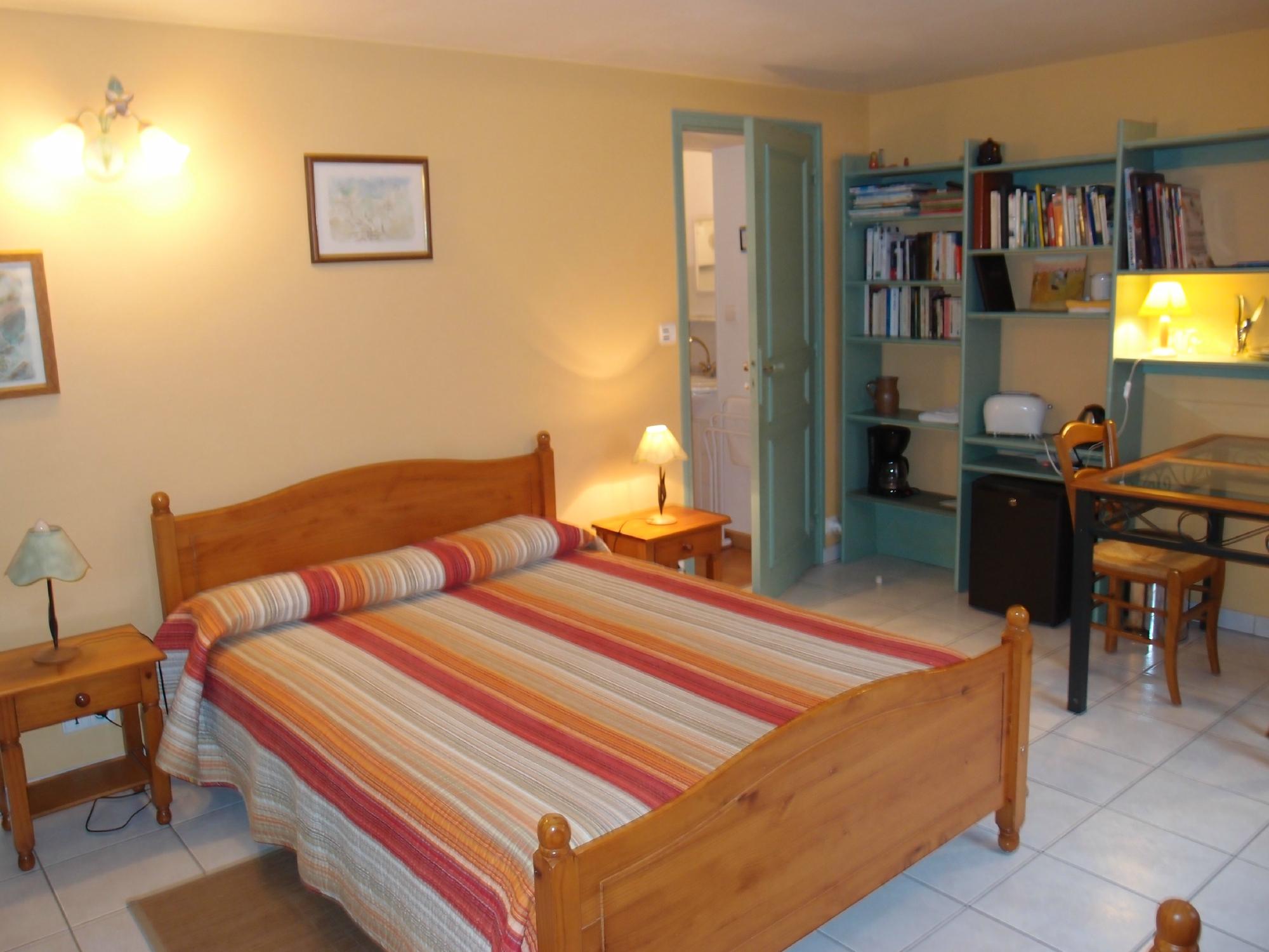 CHAMBRES D'HOTES ET GITE RURAL MIRAGOU - Reviews, Photos