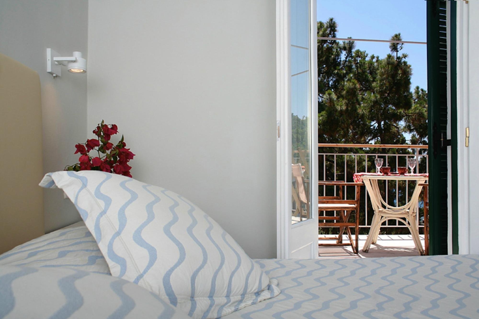 Zefiros Traditional Hotel by null