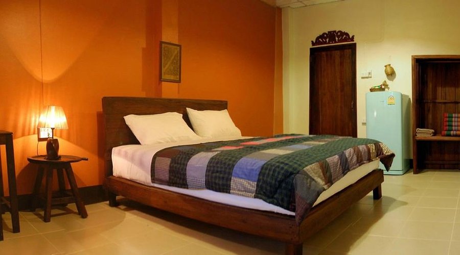 Jasmine - Deluxe AC Room with King Bed